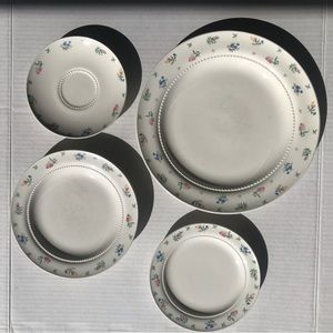 Set Of 7 Harmony House “Monticello” Dishes By Hall China 1941-1959